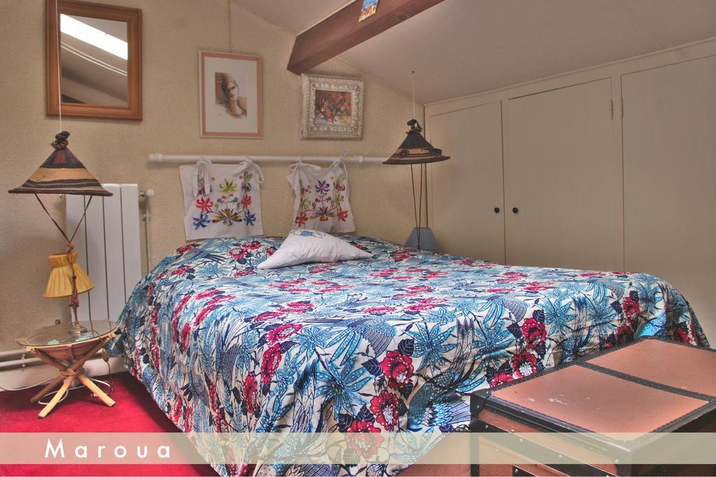 Chez Mamie Et Papi Bed and Breakfast Puynormand Δωμάτιο φωτογραφία