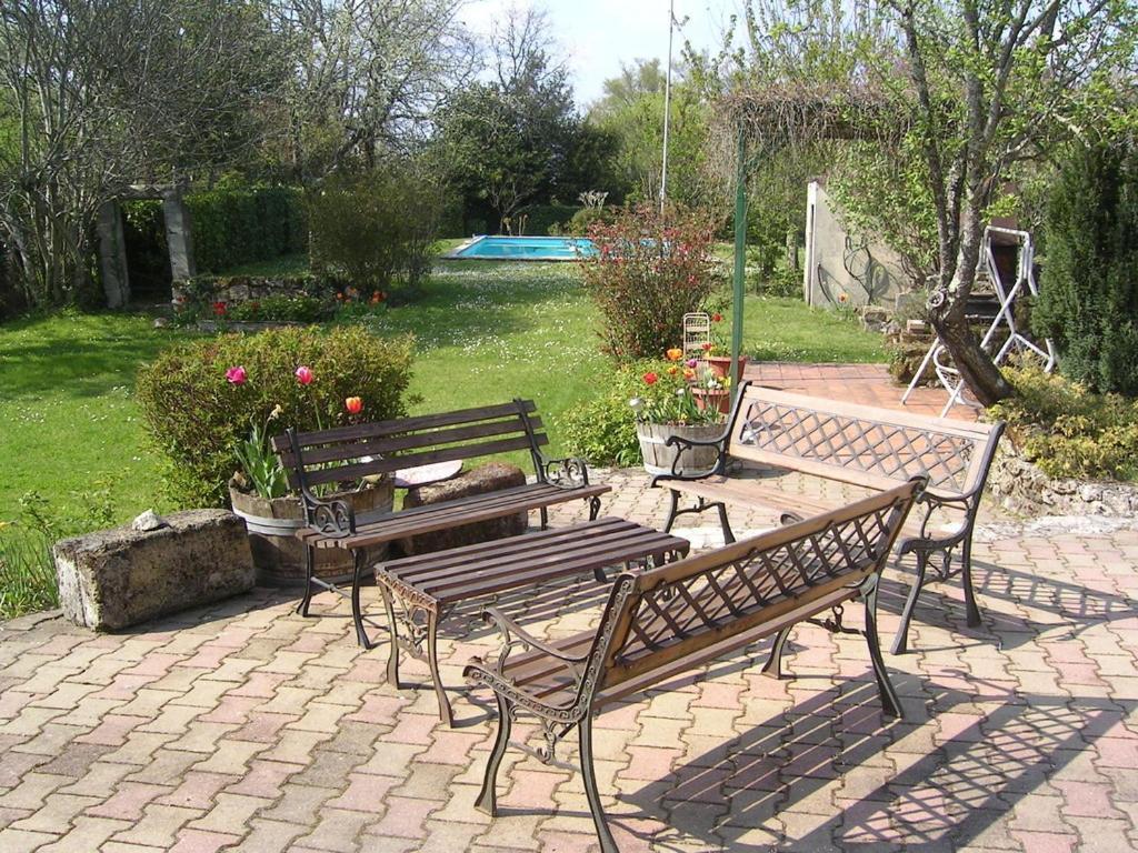 Chez Mamie Et Papi Bed and Breakfast Puynormand Εξωτερικό φωτογραφία